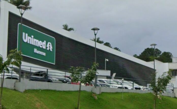 Superintendência do Cade recomenda barrar compra do Hospital Santa Catarina pela Unimed.